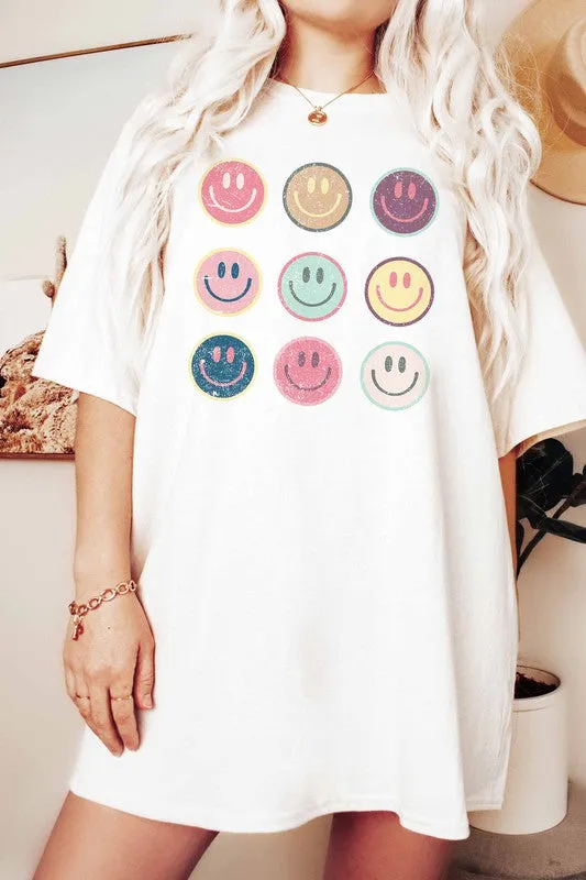 HAPPY FACE GALLERY GRAPHIC TEE
