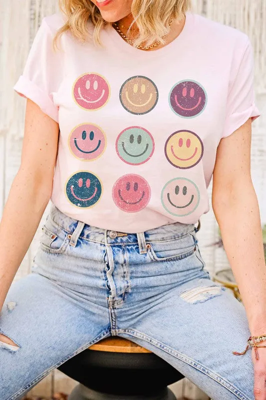 HAPPY FACE GALLERY GRAPHIC TEE