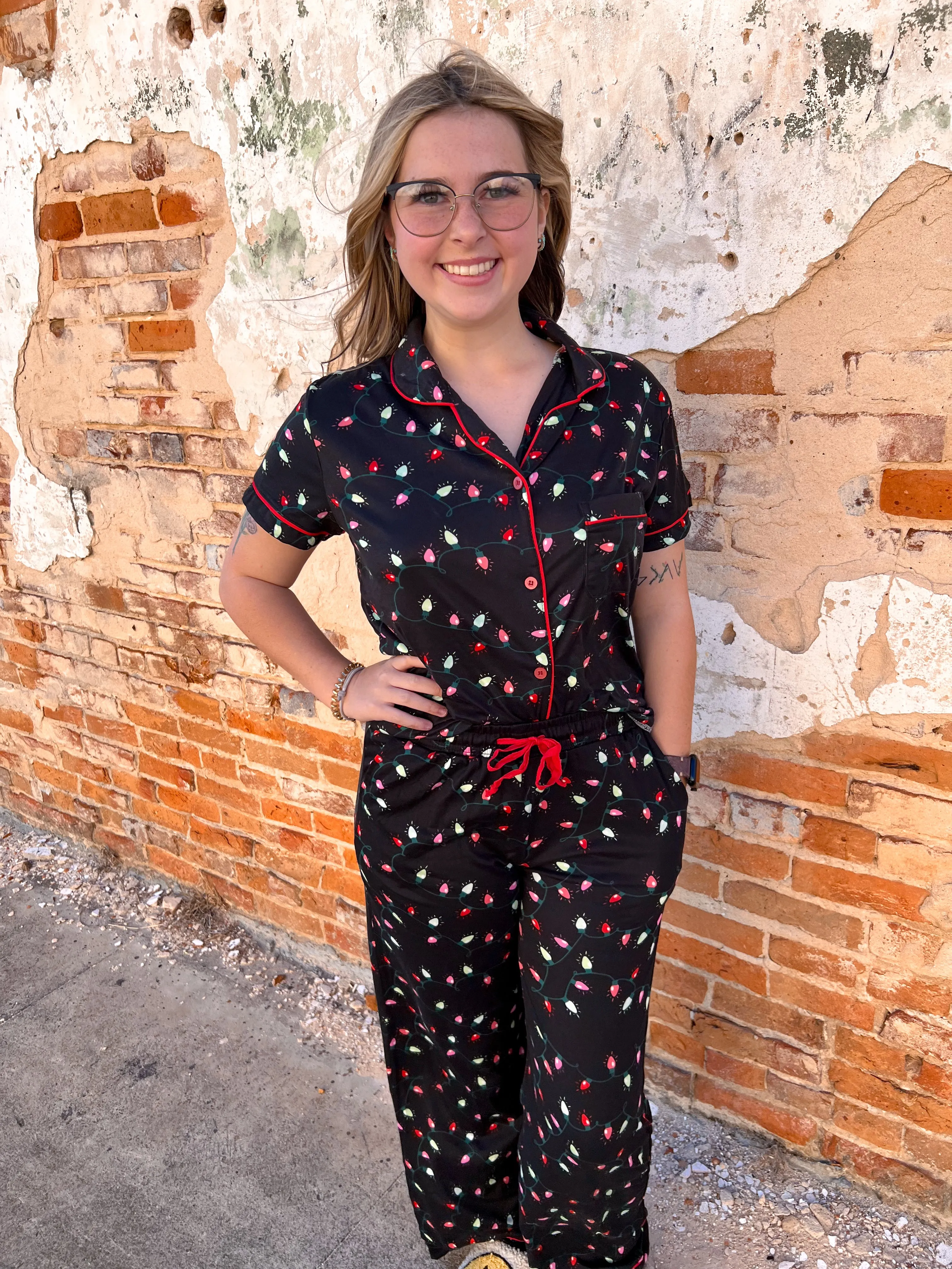 Hello Mello Holiday Pajama Top - Very Merry
