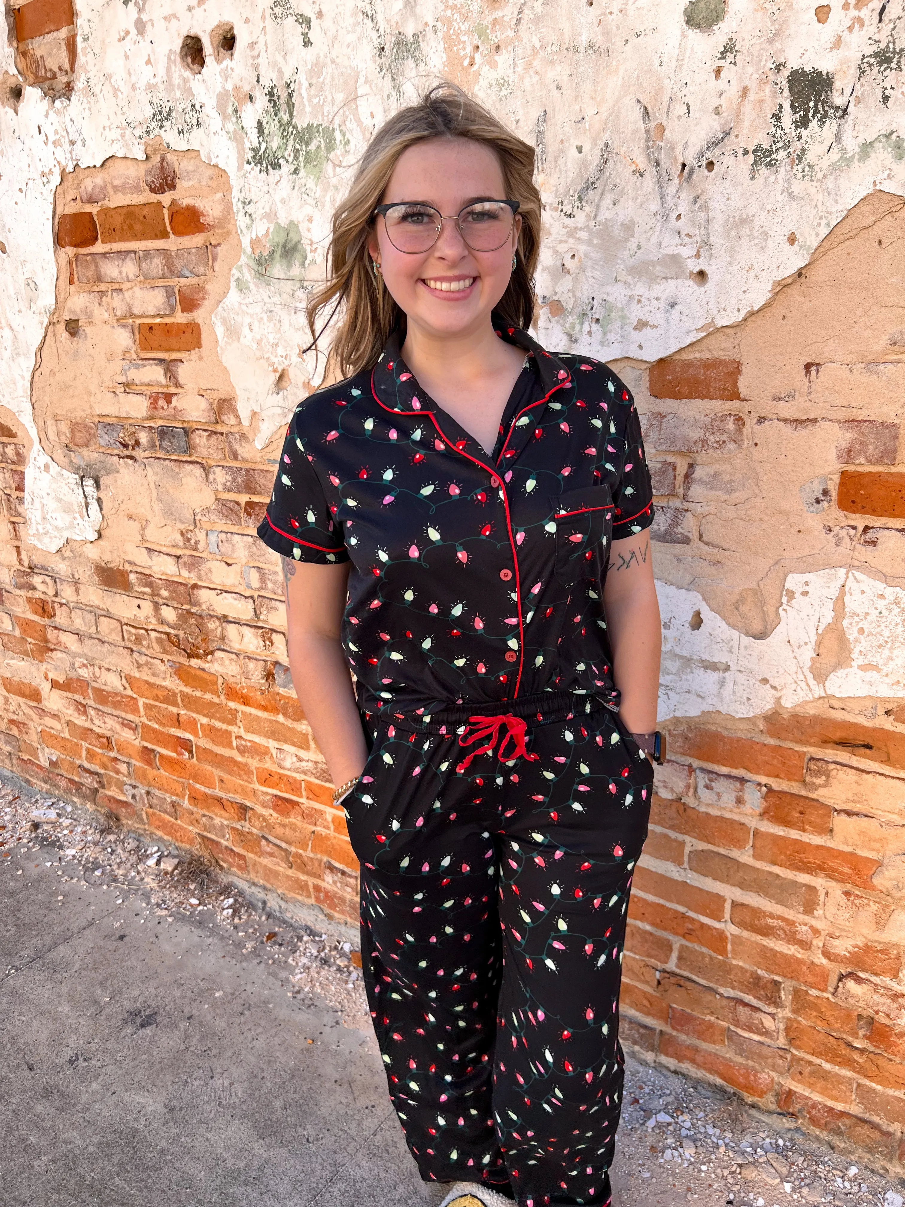 Hello Mello Holiday Pajama Top - Very Merry