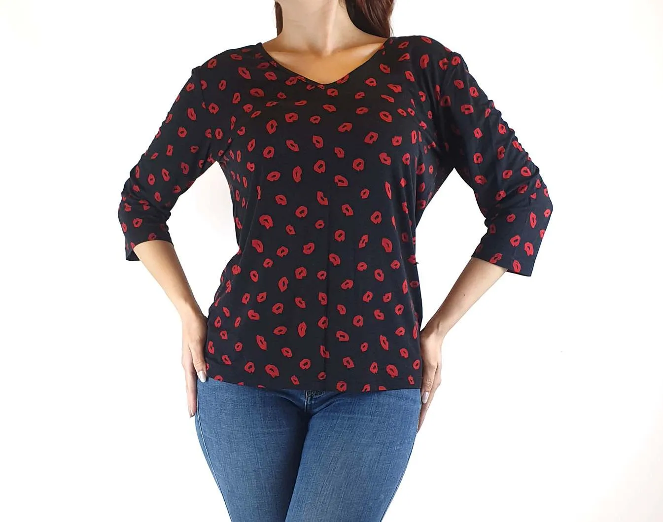 Maiocchi black top with red lips print size 10