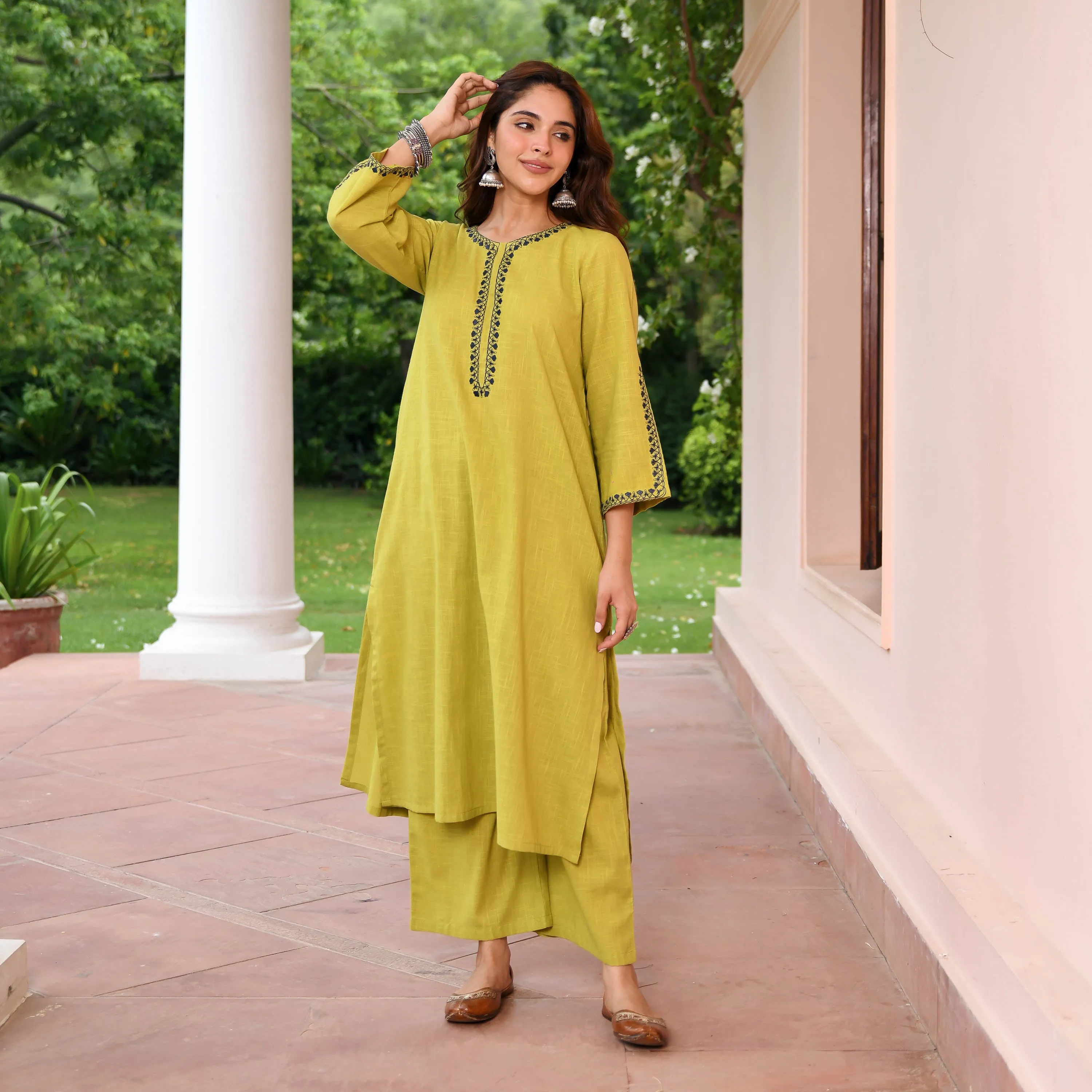 Threaded Elegance Kurta Set